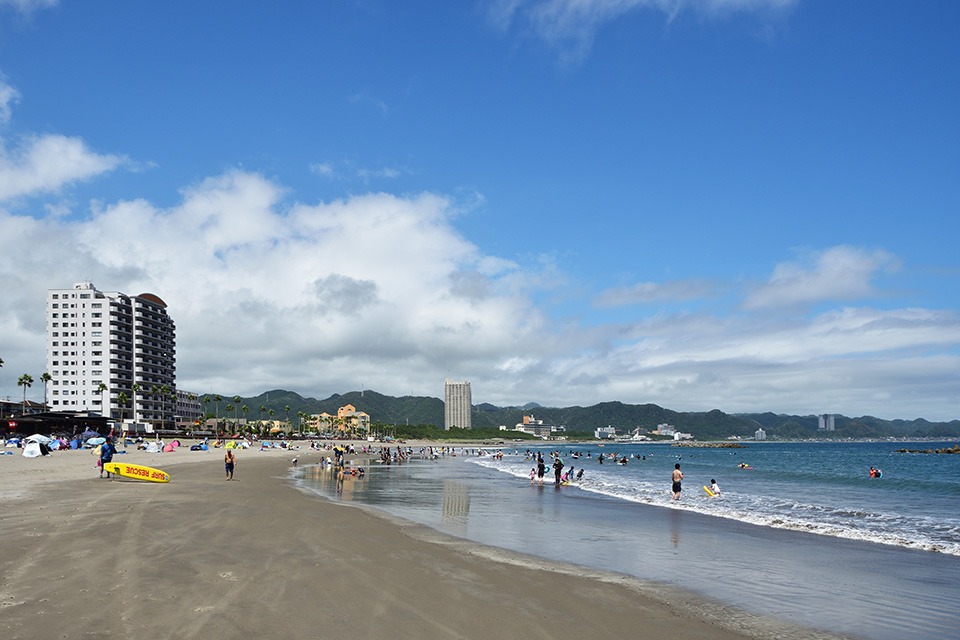 前原・横渚海岸